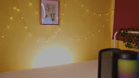 Lea online show from September 9, 4:39 pm