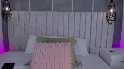    online show from April 8, 6:30 pm