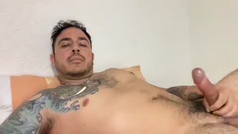 Snapshot of leafar_volkov chatting on October 24, 3:52 pm leafar_volkov online show from October 24, 3:52 pm