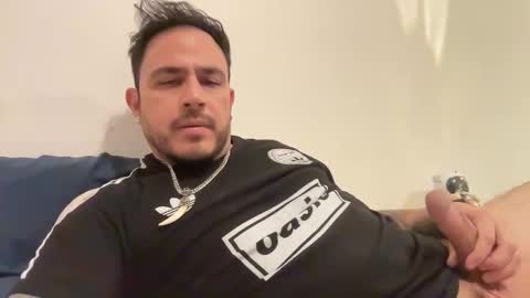 Snapshot of leafar_volkov chatting on December 17, 3:56 am leafar_volkov online show from December 17, 3:56 am