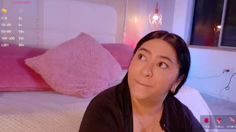 Leah online show from September 18, 2:08 pm