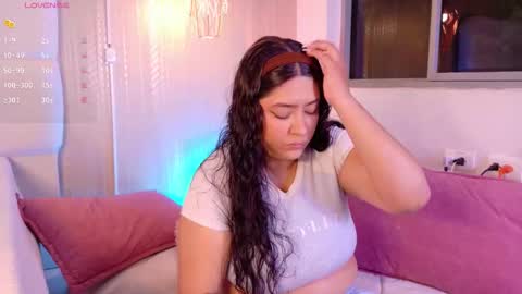 Leah online show from October 1, 3:07 pm