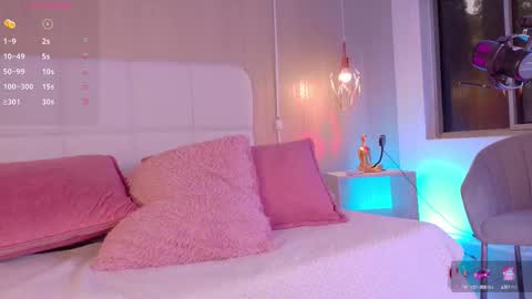 Leah online show from October 8, 3:20 pm