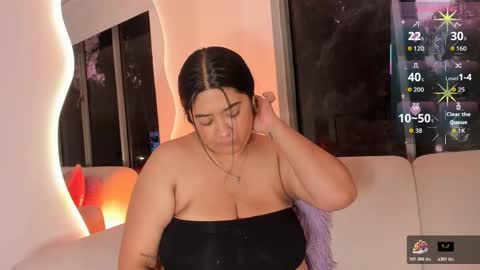 Leah online show from November 10, 3:33 pm