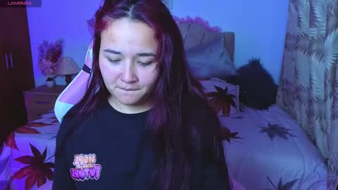 leakitten_ online show from October 15, 1:28 am