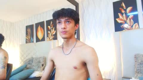 Lean online show from November 8, 10:19 pm