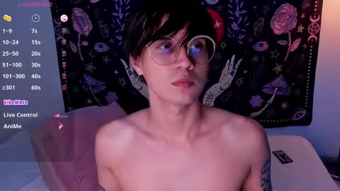 leaneseb online show from February 15, 6:33 pm