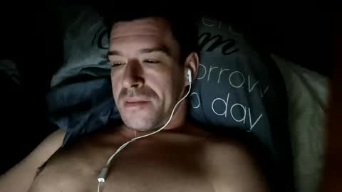 Snapshot of leatherjacketlove chatting on February 22, 11:03 pm leatherjacketlove online show from February 22, 11:03 pm