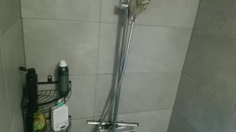 Snapshot of leatherjacketlove chatting on December 14, 7:07 pm leatherjacketlove online show from December 14, 7:07 pm