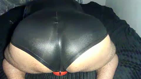 leatherman31 online show from November 22, 2:16 pm