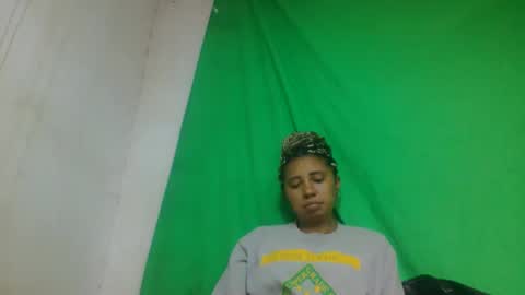 Snapshot of leatiana chatting on February 13, 10:00 am leatiana online show from February 13, 10:00 am