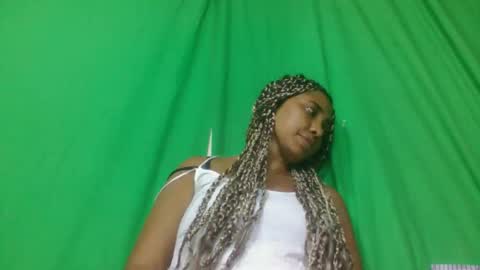 Snapshot of leatiana chatting on February 19, 10:44 am leatiana online show from February 19, 10:44 am