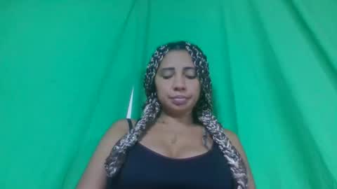 Snapshot of leatiana chatting on February 21, 6:36 am leatiana online show from February 21, 6:36 am