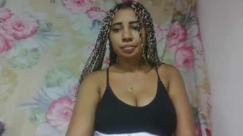 Snapshot of leatiana chatting on February 24, 7:12 pm leatiana online show from February 24, 7:12 pm