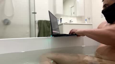 lebdickreturns90 online show from September 27, 8:41 am