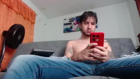 Snapshot of lebron_big_ chatting on November 1, 3:08 am Lebron online show from November 1, 3:08 am