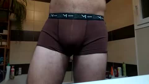 lebrun1985 online show from December 22, 5:59 am