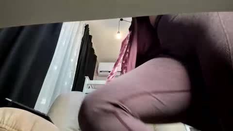 Snapshot of lecherous_wife chatting on October 18, 6:08 pm Anna online show from October 18, 6:08 pm