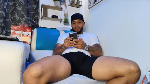 Snapshot of leenar_key chatting on September 19, 12:02 am leenar_key online show from September 19, 12:02 am