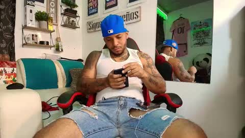 Snapshot of leenar_key chatting on December 1, 12:54 pm leenar_key online show from December 1, 12:54 pm