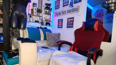 leenar_key online show from March 31, 11:21 am