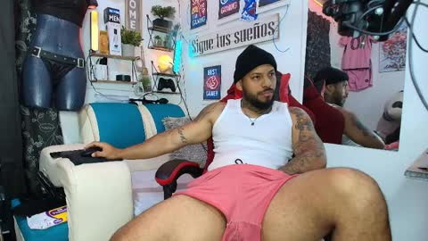 leenar_key online show from April 8, 10:48 am