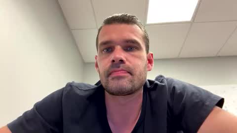 Snapshot of leexxx_69 chatting on November 5, 9:26 pm leexxx_69 online show from November 5, 9:26 pm