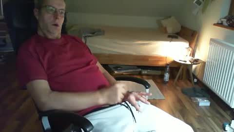 Snapshot of lefti27 chatting on March 2, 11:20 pm Dave online show from March 2, 11:20 pm