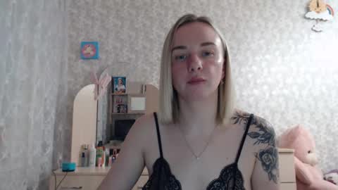 leggywily25 online show from February 25, 2:11 pm