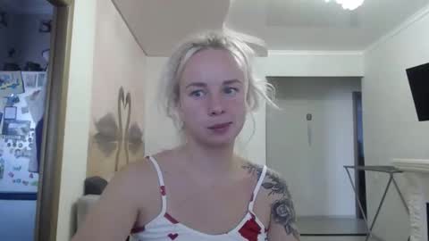 leggywily25 online show from September 16, 11:00 am