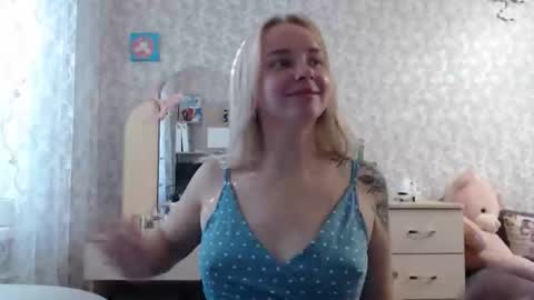 leggywily25 online show from September 29, 11:15 am