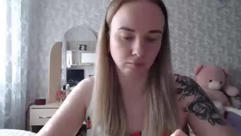 leggywily25 online show from April 30, 12:22 pm