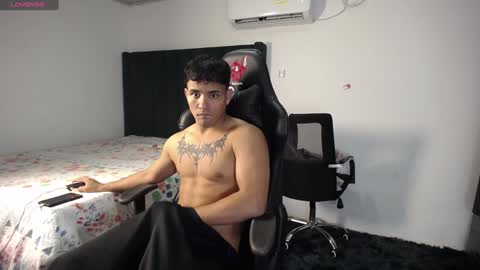  Lei  online show from January 6, 9:43 pm