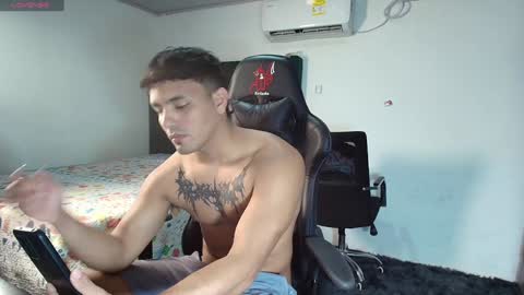  Lei  online show from January 11, 9:46 pm