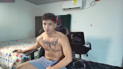  Lei  online show from January 12, 12:49 am