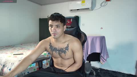  Lei  online show from January 13, 9:52 pm