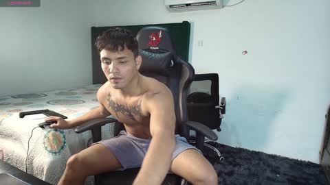  Lei  online show from February 6, 12:22 am