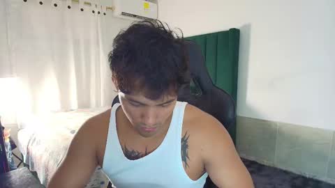  Lei  online show from October 11, 7:45 pm