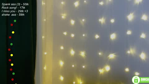 hey Im Leia and I love rock  online show from January 25, 8:21 pm