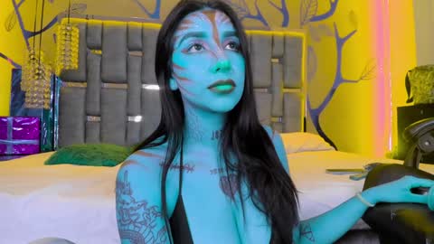 Snapshot of leiawong chatting on December 28, 10:25 am Leia online show from December 28, 10:25 am