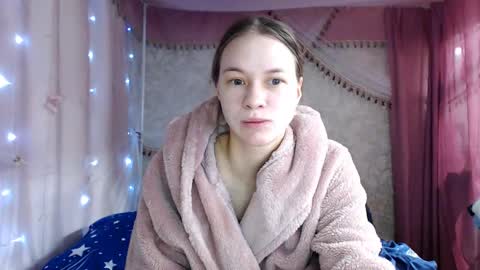 leila_bambi_ online show from February 3, 11:54 pm