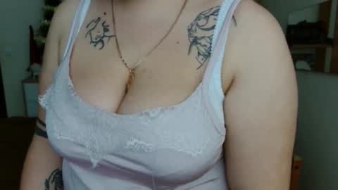 Leila online show from January 27, 9:02 am