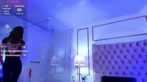 leilani_x online show from September 24, 12:19 pm