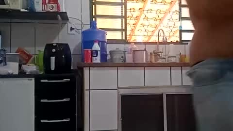 Snapshot of lelefiel chatting on October 8, 11:30 am Pequeno Urso online show from October 8, 11:30 am