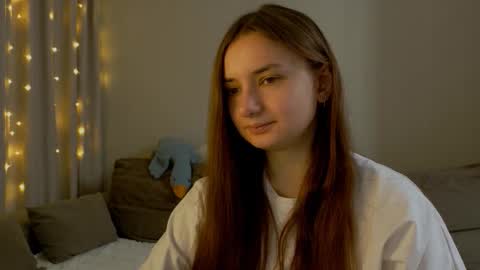 Lelia online show from March 23, 8:02 pm