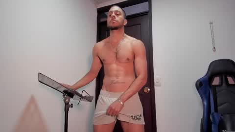 hi im lelo... nice to meet you I appreciate your thumbs up It is very important and you would help me a lot online show from October 2, 11:17 am