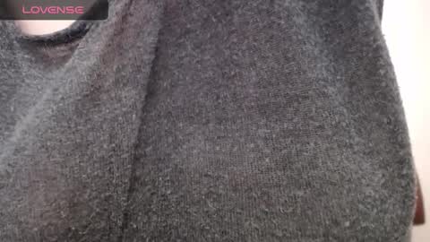 Snapshot of lenagolden chatting on December 8, 8:09 am lenagolden online show from December 8, 8:09 am