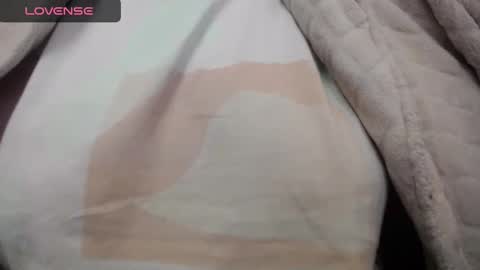 Snapshot of lenagolden chatting on January 27, 5:04 pm lenagolden online show from January 27, 5:04 pm