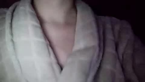 Snapshot of lenagolden chatting on February 17, 1:25 am lenagolden online show from February 17, 1:25 am