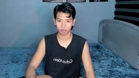 Snapshot of lenard_lust chatting on November 3, 10:05 am lenard online show from November 3, 10:05 am